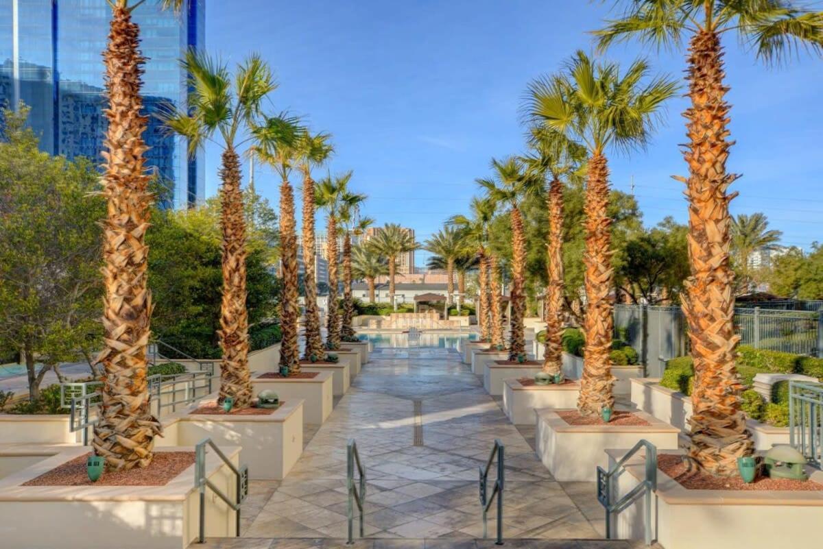 Mgm Signature-23-719 Strip View Jacuzzi Studio Las Vegas Exterior photo